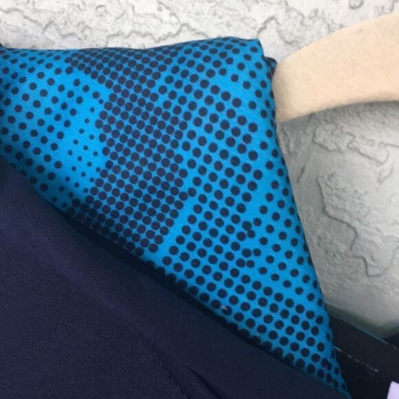 Russell Hoodie NWT Sz M - Picture 10 of 13